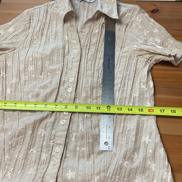 Proportion Petite 4 Season  Button Down Short Sleeve Blouse w Lurex - Picture 7 of 13